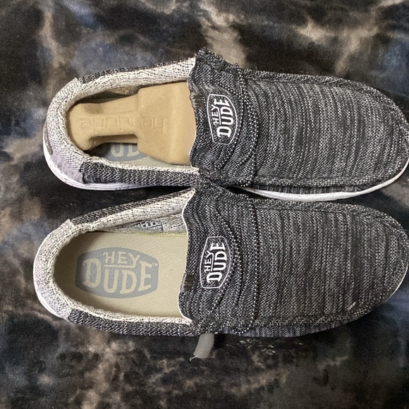 HEY DUDES!! SIZE 13 MENS. EXCELENT USED CONDITION! - Picture 6 of 8